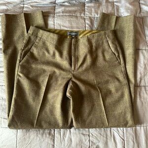 Very Flattering Banana Republic Dress Pants- Brown/Olive color- straight leg
